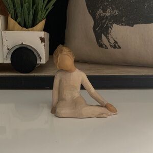 Willow Tree “Thoughtful” girl figured